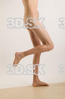 Leg flexing reference of nude Willard 0008